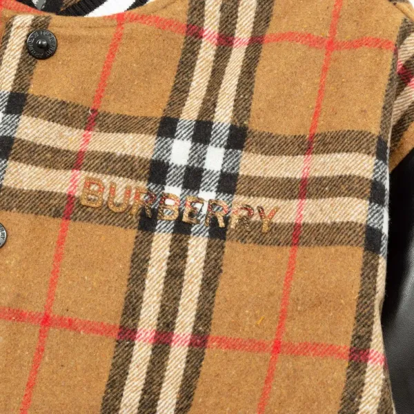 【BURBERRY 公式旗艦店】バーバリー ジャケット着 好評に付き再入荷!241028 【BURBERRY 公式旗艦店】バーバリー ジャケット着 好評に付き再入荷!241028