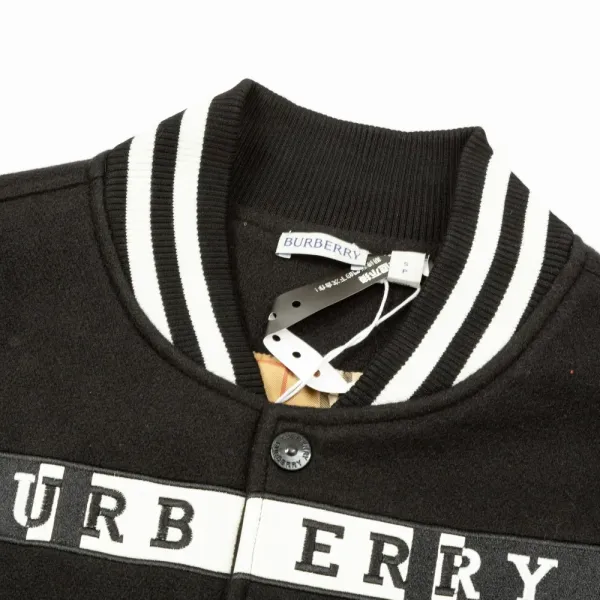 【BURBERRY 公式旗艦店】バーバリー ジャケット着 好評に付き再入荷!241028 【BURBERRY 公式旗艦店】バーバリー ジャケット着 好評に付き再入荷!241028