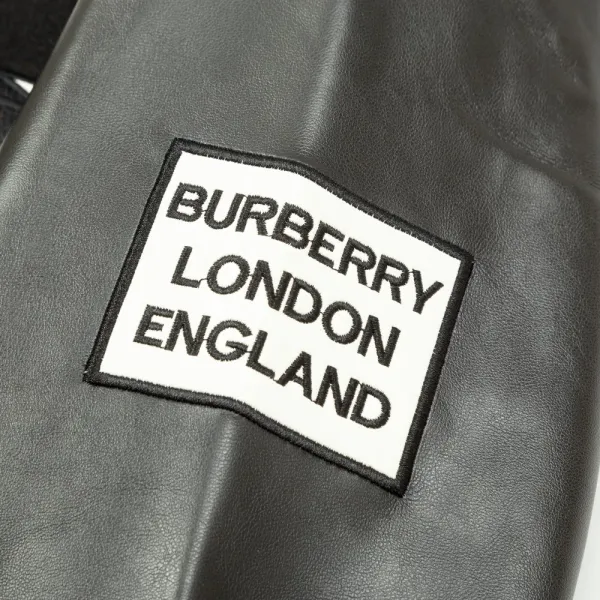 【BURBERRY 公式旗艦店】バーバリー ジャケット着 好評に付き再入荷!241028 【BURBERRY 公式旗艦店】バーバリー ジャケット着 好評に付き再入荷!241028