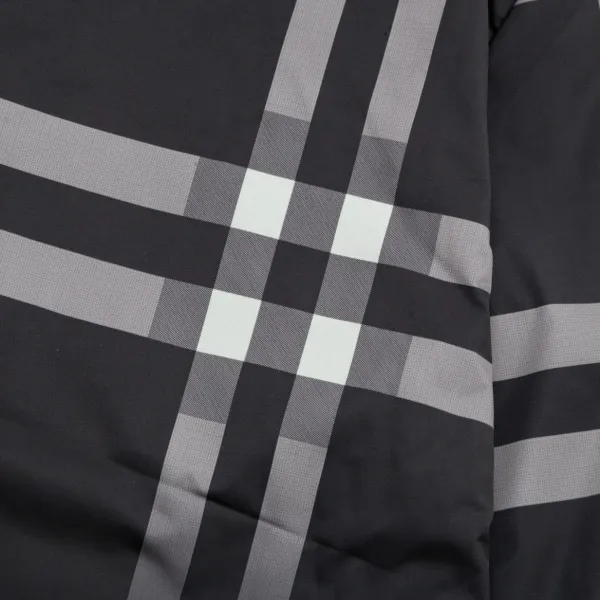 【BURBERRY】バーバリー  ジャケット着ご好評に付き再入荷！240926