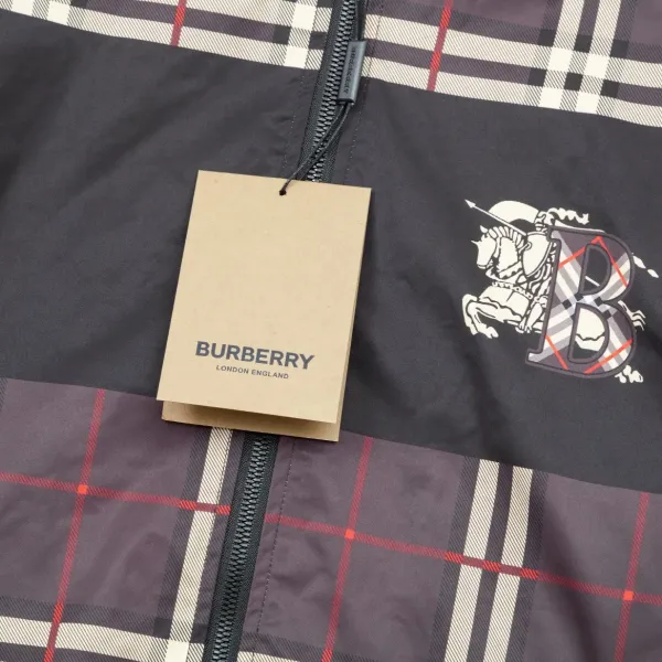 【BURBERRY】バーバリー  ジャケット着ご好評に付き再入荷！240926