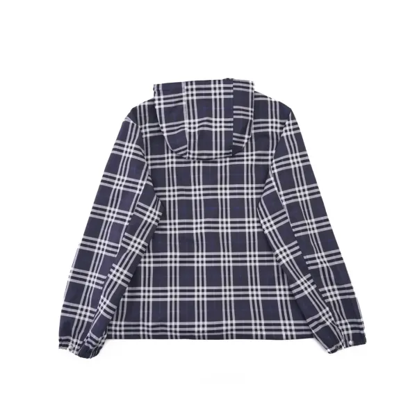 【BURBERRY 公式旗艦店】バーバリー  ジャケット着ご好評に付き再入荷！240923