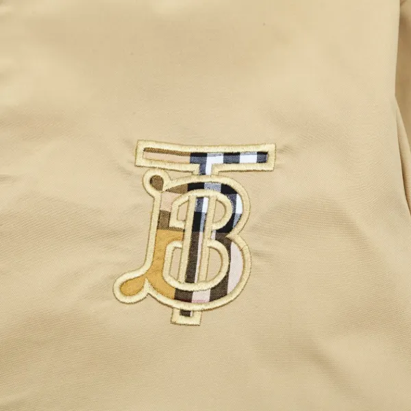 【BURBERRY】バーバリー ジャケット着ご好評に付き再入荷!240920 【BURBERRY】バーバリー ジャケット着ご好評に付き再入荷!240920