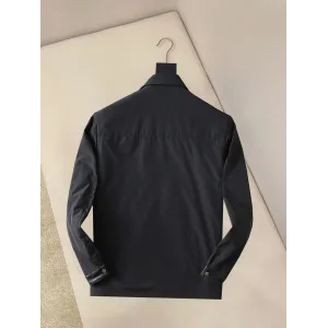 【GIVENCHY 公式旗艦店】ジバンシー   ジャケット着 ご好評に付き再入荷！241023