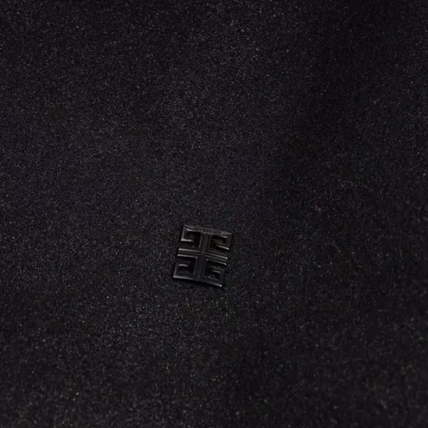 【GIVENCHY 公式旗艦店】ジバンシー   ジャケット着 ご好評に付き再入荷！241023