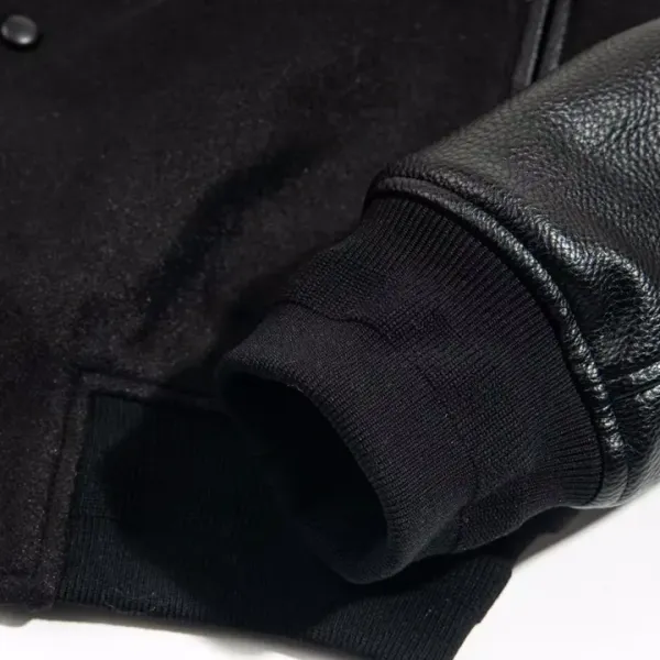 【GIVENCHY 公式旗艦店】ジバンシー   ジャケット着 ご好評に付き再入荷！241023