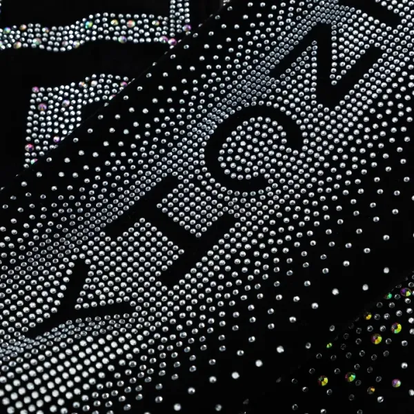 【GIVENCHY  公式旗艦店】ジバンシー   ジャケット着 好評に付き再入荷！241028