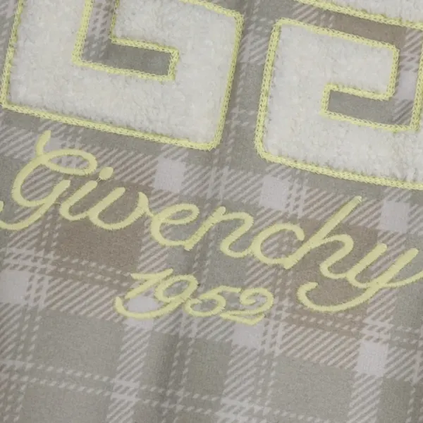 【GIVENCHY 公式旗艦店】ジバンシー 野球着  ジャケット着 ご好評に付き再入荷！241023