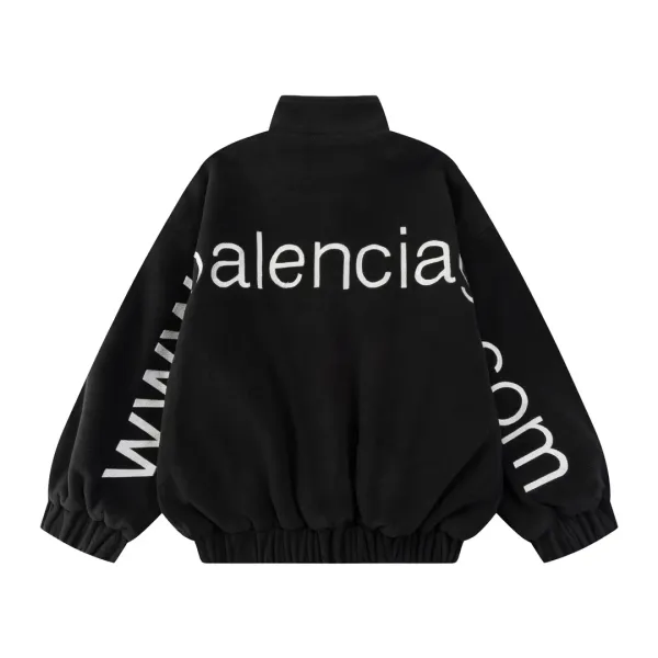 【BALENCIAGA  公式旗艦店】バレンシアガ   ジャケット着 好評に付き再入荷！250107