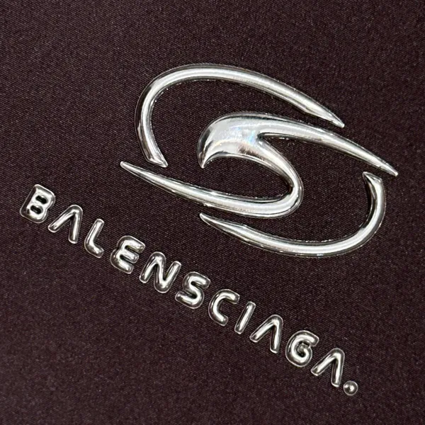 【BALENCIAGA  公式旗艦店】バレンシアガ   ジャケット着 ご好評に付き再入荷！250107