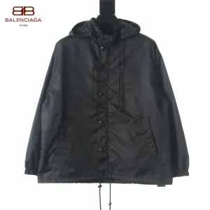 【BALENCIAGA  公式旗艦店】バレンシアガ    ジャケット着 好評に付き再入荷！241119