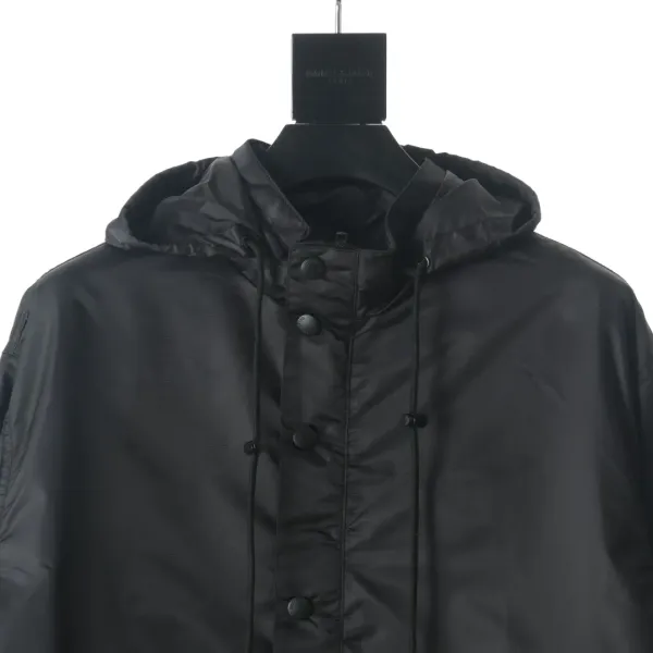 【BALENCIAGA  公式旗艦店】バレンシアガ    ジャケット着 好評に付き再入荷！241119