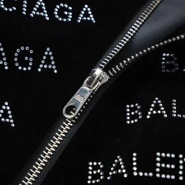 【BALENCIAGA  公式旗艦店】バレンシアガ   野球着 ジャケット着 好評に付き再入荷！241028