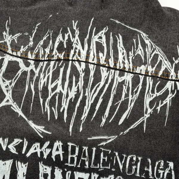 【BALENCIAGA  公式旗艦店】バレンシアガ  ジャケット着 ご好評に付き再入荷！241022