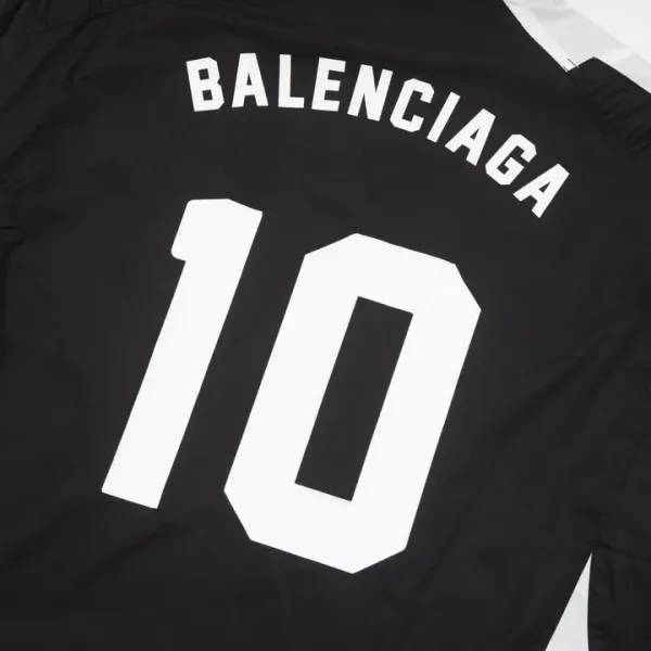 【BALENCIAGA】バレンシアガ  ジャケット着  ご好評に付き再入荷！240924