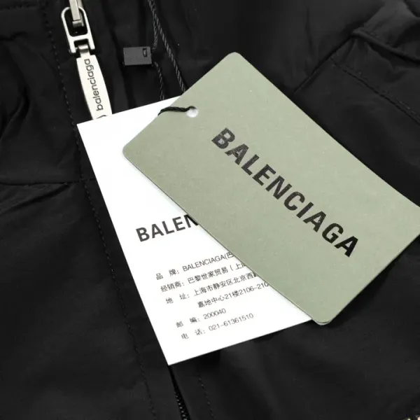 【BALENCIAGA】バレンシアガ  ジャケット着  ご好評に付き再入荷！240924