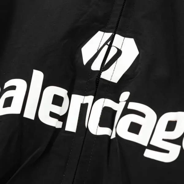 【BALENCIAGA】バレンシアガ  ジャケット着  ご好評に付き再入荷！240924