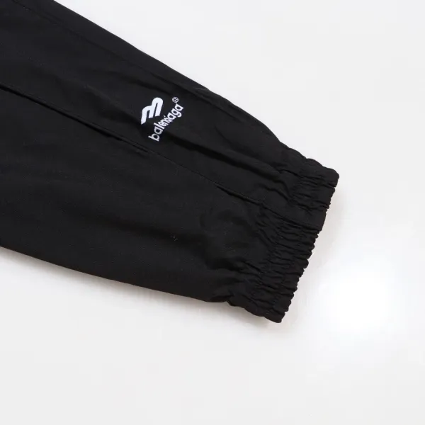 【BALENCIAGA 公式旗艦店】 バレンシアガ  ジャケット着 好評に付き再入荷 240827
