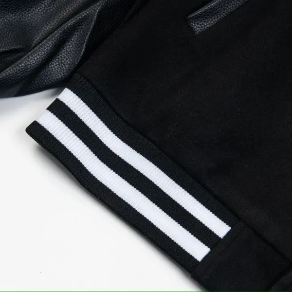 【MONCLER 公式旗艦店】 モンクレール  ジャケット着 ご好評に付き再入荷！241212