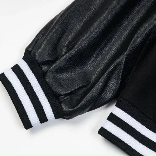 【MONCLER 公式旗艦店】 モンクレール  ジャケット着 ご好評に付き再入荷！241212