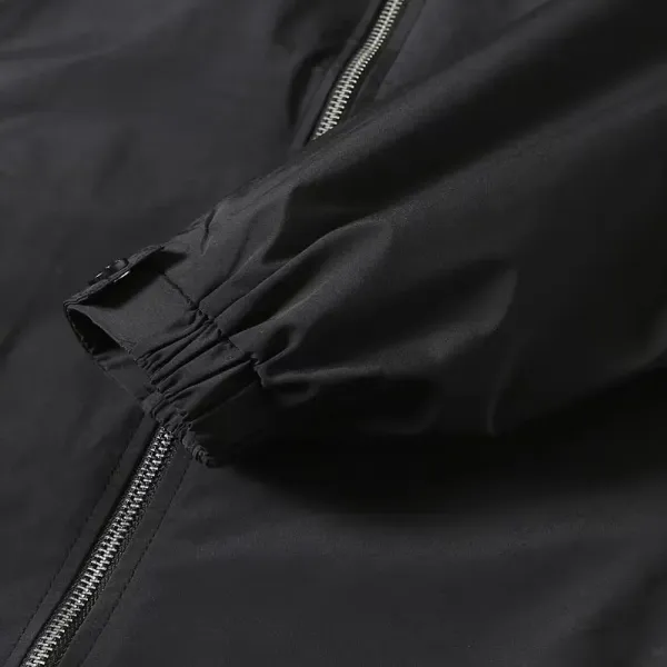 【MONCLER 公式旗艦店】 モンクレール  ジャケット着 ご好評に付き再入荷！241023