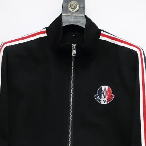【MONCLER】モンクレール、スーツ 【即日出荷】ご好評に付き再入荷！240918