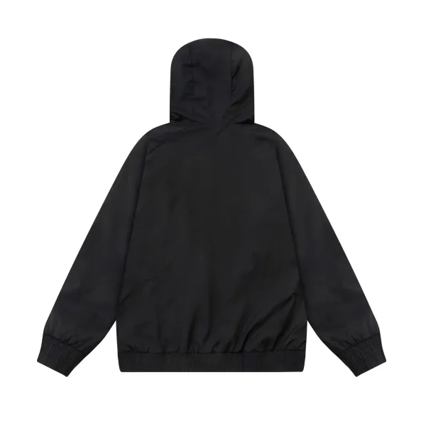 【MONCLER  公式旗艦店】モンクレール  ジャケット着 好評に付き再入荷 240826