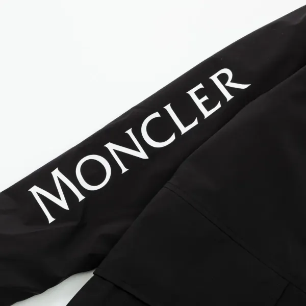 【MONCLER  公式旗艦店】モンクレール  ジャケット着 好評に付き再入荷 240826