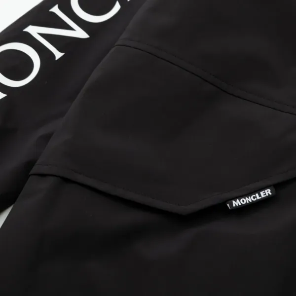 【MONCLER  公式旗艦店】モンクレール  ジャケット着 好評に付き再入荷 240826