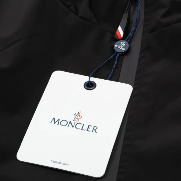 【MONCLER  公式旗艦店】モンクレール  ジャケット着 好評に付き再入荷 240826