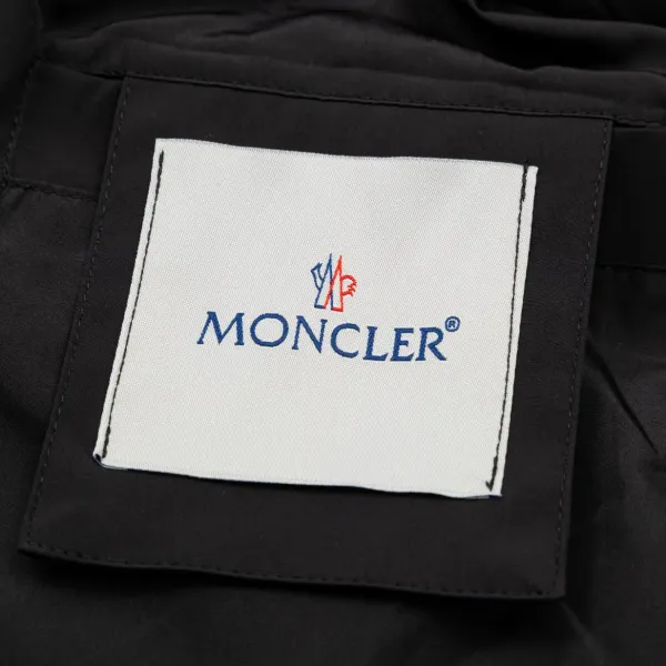 【MONCLER  公式旗艦店】モンクレール  ジャケット着 好評に付き再入荷 240826