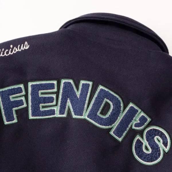 【FENDI  公式旗艦店】フェンディ   ジャケット着 好評に付き再入荷！241028