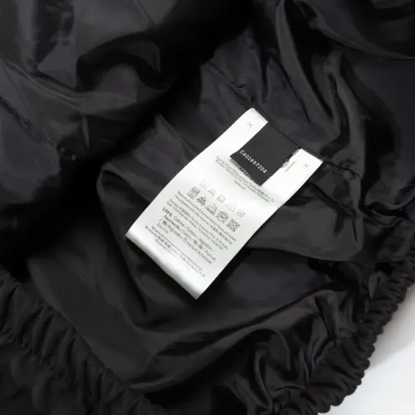 【FENDI】フェンディ ジャケット着ご好評に付き再入荷！240923