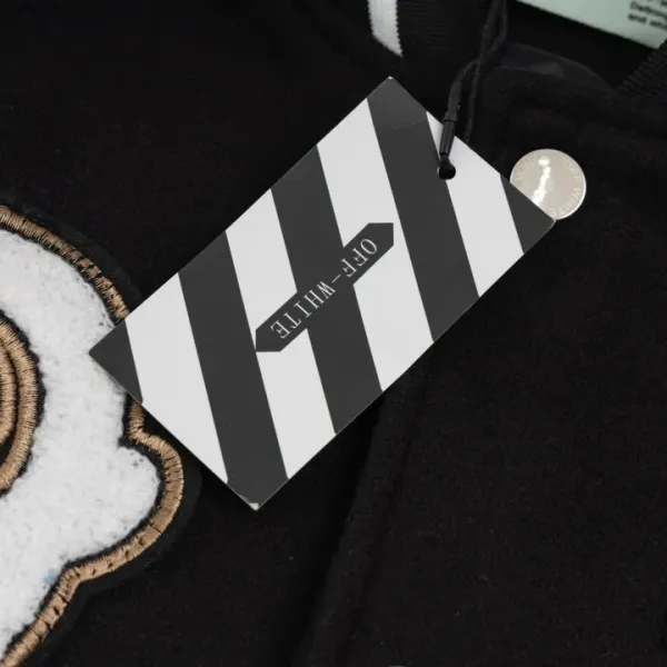 【OFF-WHITE  公式旗艦店】オフホワイト  野球着  ジャケット着ご好評に付き再入荷！241023