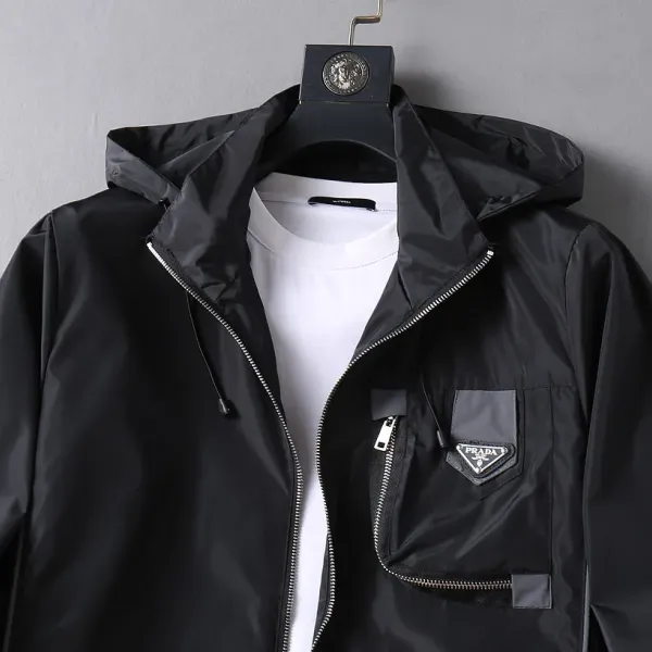 【PRADA  公式旗艦店】プラダ   ジャケット着 ご好評に付き再入荷！250107