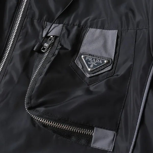 【PRADA  公式旗艦店】プラダ   ジャケット着 ご好評に付き再入荷！250107