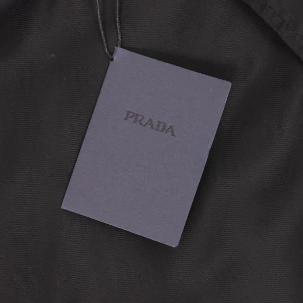 【PRADA  公式旗艦店】プラダ   ジャケット着 好評に付き再入荷！ 241213