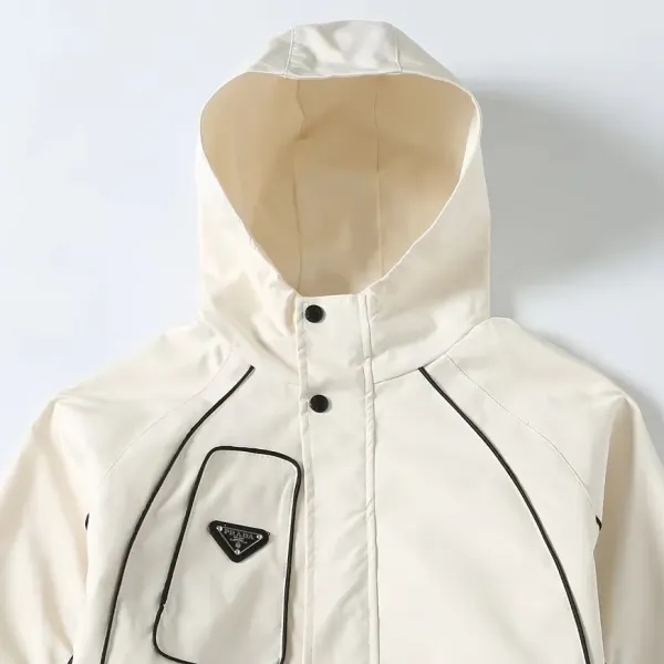 【PRADA  公式旗艦店】 プラダ  ジャケット着 ご好評に付き再入荷！241024