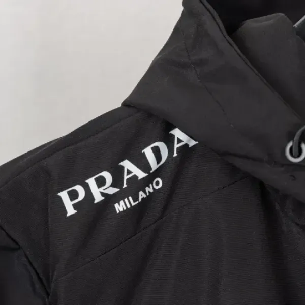 【PRADA】プラダ  ジャケット着  ご好評に付き再入荷！240920