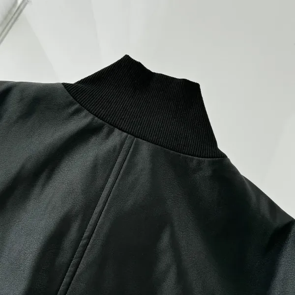 【LOEWE 公式旗艦店】ロエベ   ジャケット着 好評に付き再入荷！241224