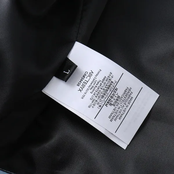 【ARCTERYX  公式旗艦店】アークテリクス  ジャケット着 ご好評に付き再入荷！250107