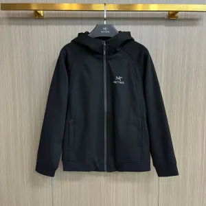 【ARCTERYX  公式旗艦店】アークテリクス  ジャケット着 ご好評に付き再入荷！250107