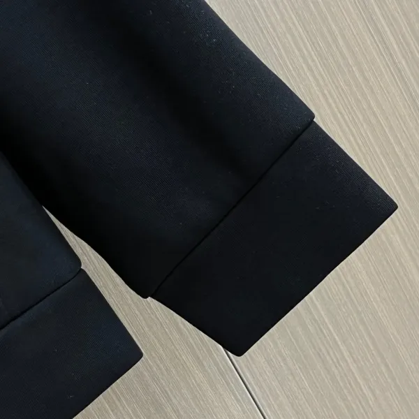 【ARCTERYX  公式旗艦店】アークテリクス  ジャケット着 ご好評に付き再入荷！250107