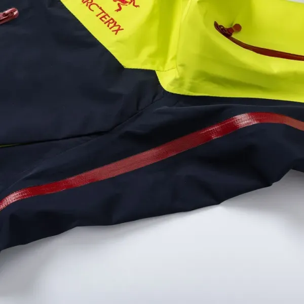 【ARCTERYX  公式旗艦店】アークテリクス  ジャケット着  スウェット ご好評に付き再入荷！241123