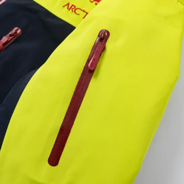 【ARCTERYX  公式旗艦店】アークテリクス  ジャケット着  スウェット ご好評に付き再入荷！241123