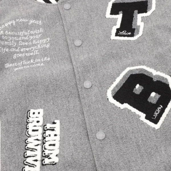 【ThomBrowne  公式旗艦店】トムブラウン  ジャケット着 好評に付き再入荷！250106