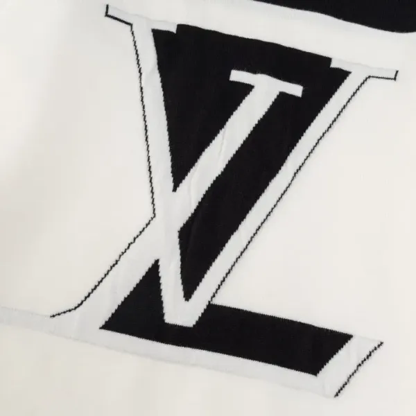 LV【LOUIS VUITTON 公式旗艦店】ルイヴィトン  セーター好評に付き再入荷！241104