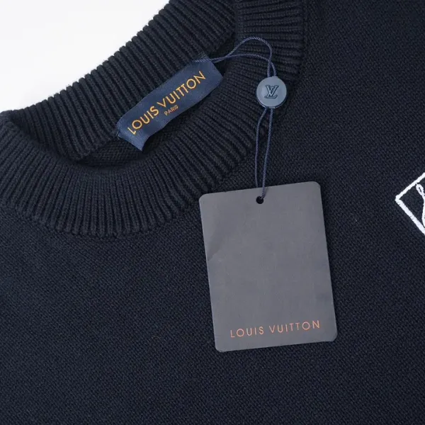 LV 【LOUIS VUITTON 公式旗艦店】ルイヴィトン  セーター好評に付き再入荷！ 240927