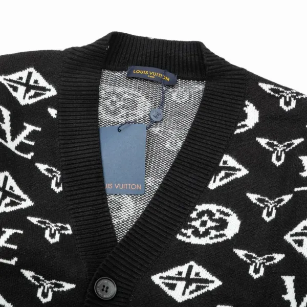 LV 【LOUIS VUITTON 公式旗艦店】ルイヴィトン  セーター好評に付き再入荷！ 240927