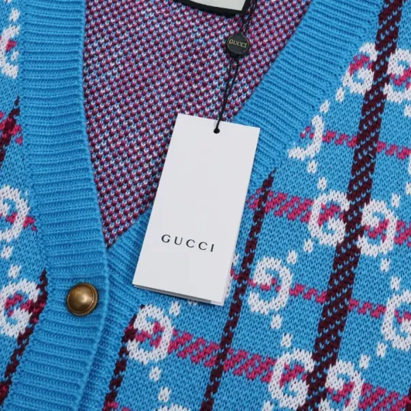 【GUCCI  公式旗艦店】グッチ  セーター好評に付き再入荷！ 241104